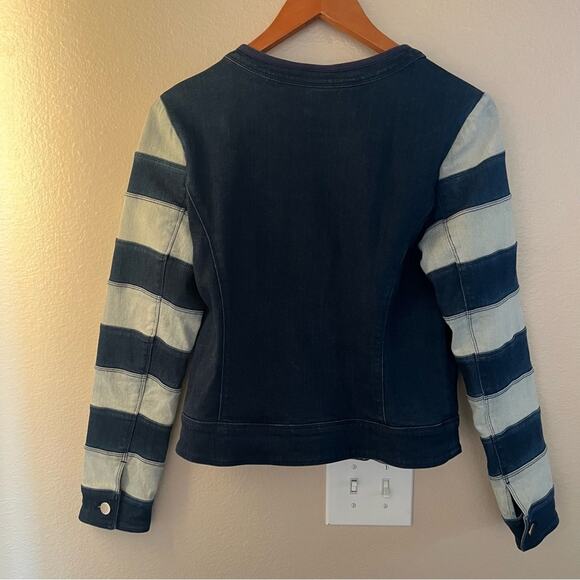 Moma Cropped Striped Jean Jacket Round Neck Women's Size Medium - Picture 2 of 3
